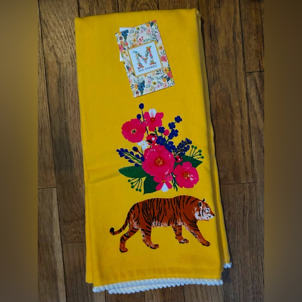 BNWT MIA CHARRO KITCHEN TOWELS PACK OF TWO